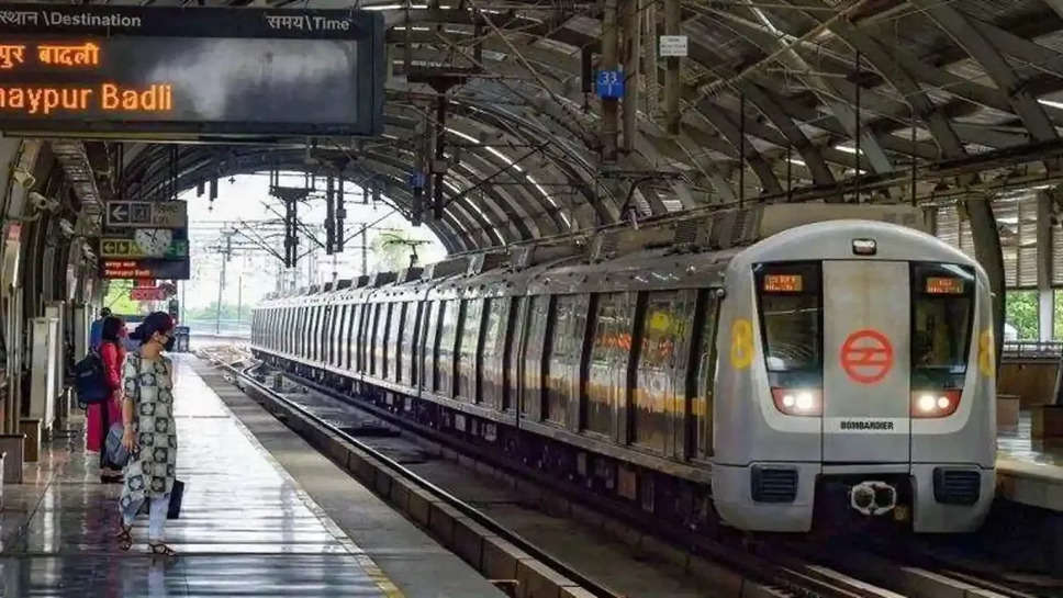 Delhi Metro की चांदी ही चांदी, यात्री बढ़ने के साथ-साथ बढ़ी कमाई; बीते साल इतने करोड़ का हुआ मुनाफा