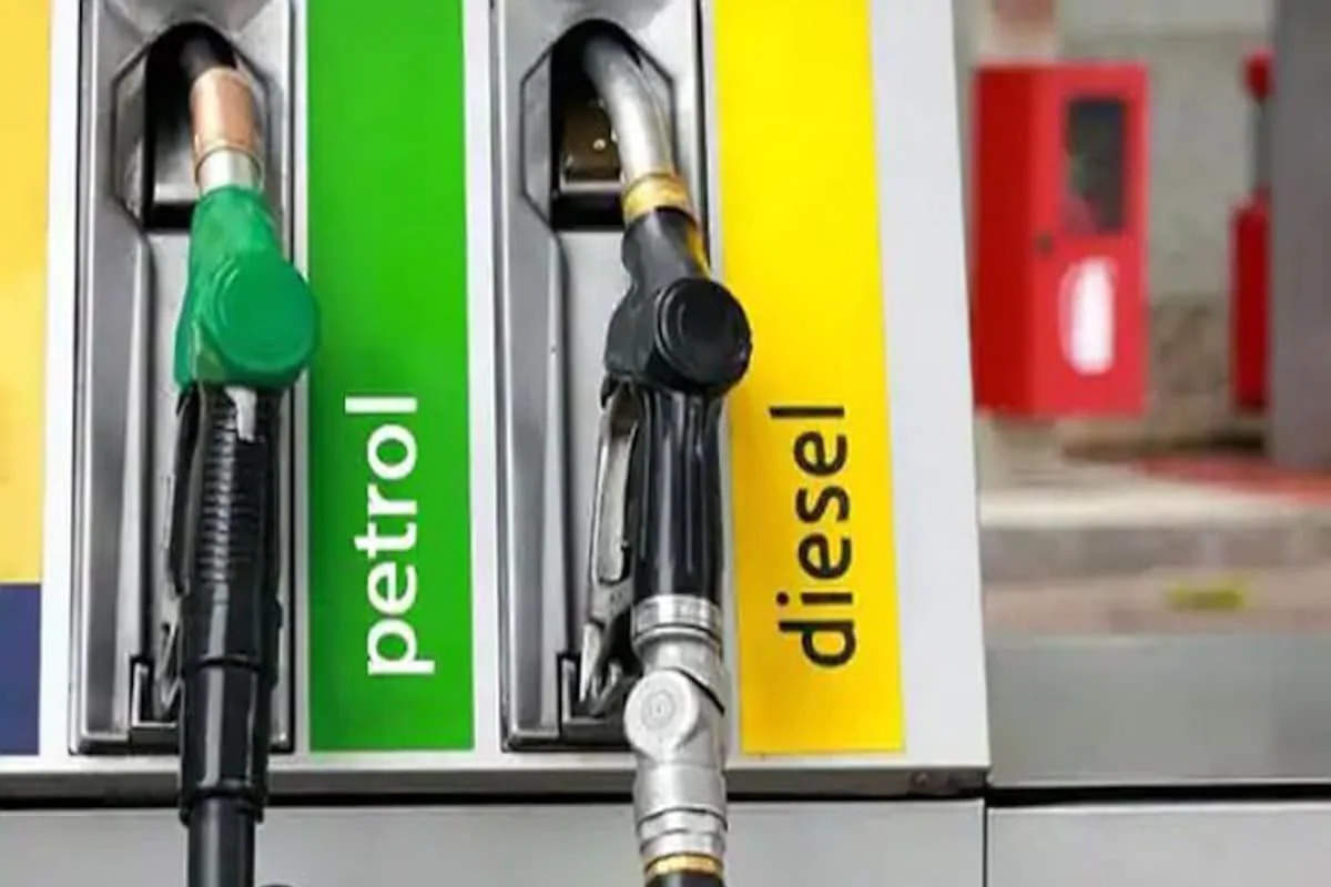 Petrol-Diesel Price: पिछेले 2 वर्ष  से नहीं बदले पेट्रोल-डीजल के रेट ! जानिए कब आम लोगों को मिलेगी राहत?